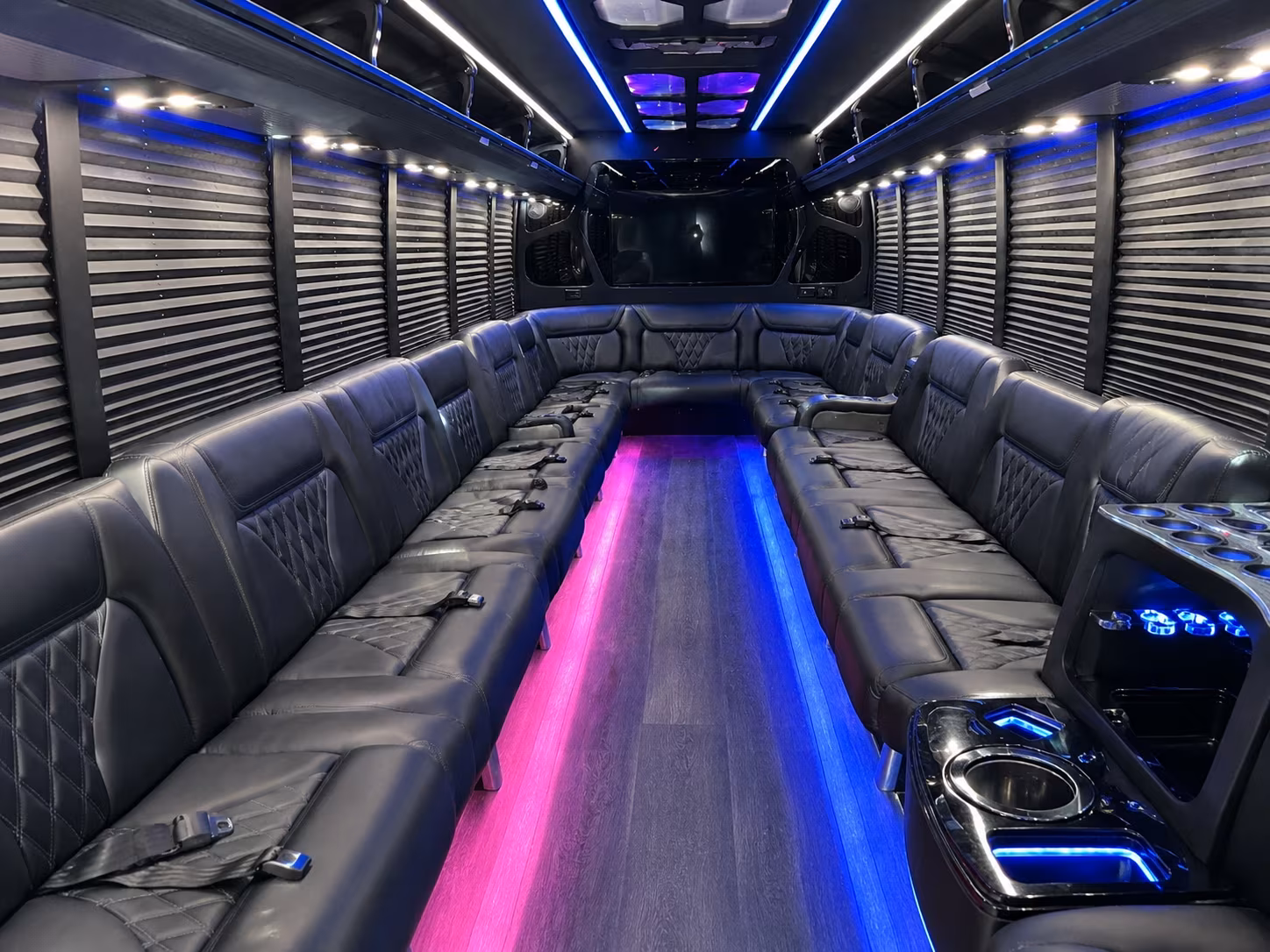 bismarck bus rentals