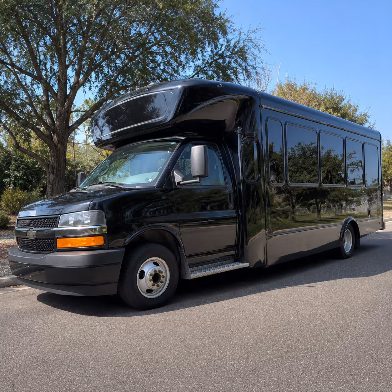 grand forks holiday party bus rental